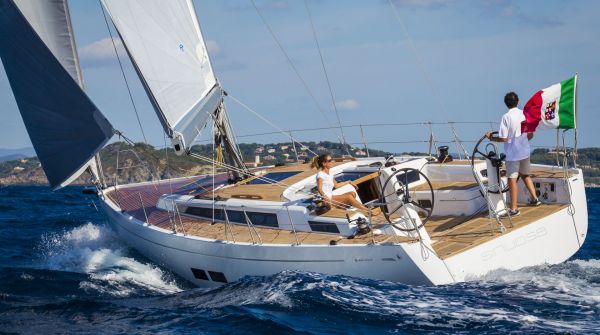 Grand Soleil 43 Maletto sailing (6).jpg