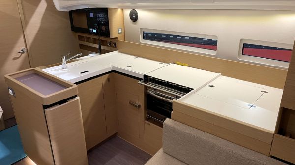 gebrauchte Jeanneau Sun Odyssey 410 (7).jpg