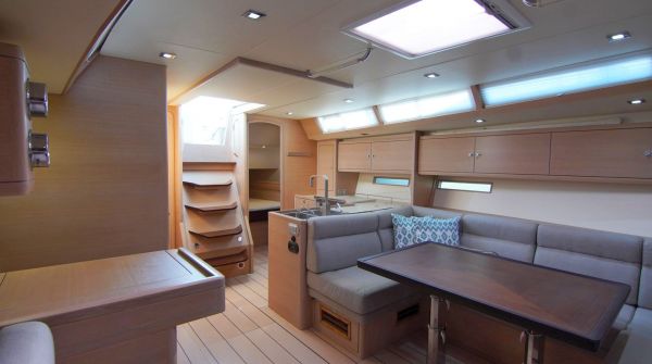 used Solaris One 48 for sale (12).jpg