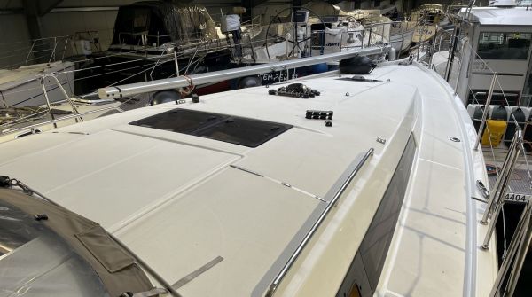 Gebrauchtboot Sun Odyssey 410 (8).jpg