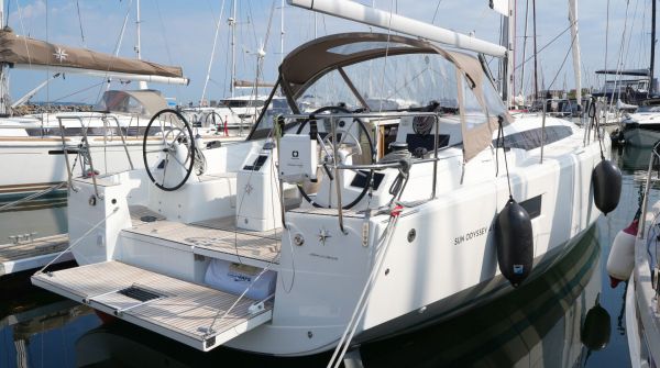 Jeanneau Sun Odyssey 410 gebraucht (2).jpg