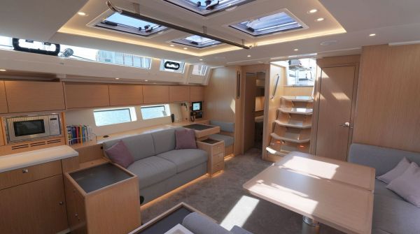 Used Bavaria C57 for sale (7).jpg