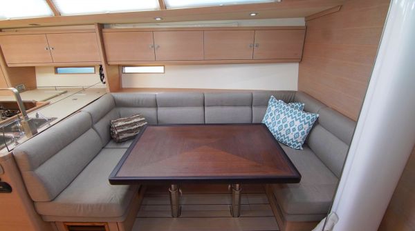 used Solaris One 48 for sale (11).jpg