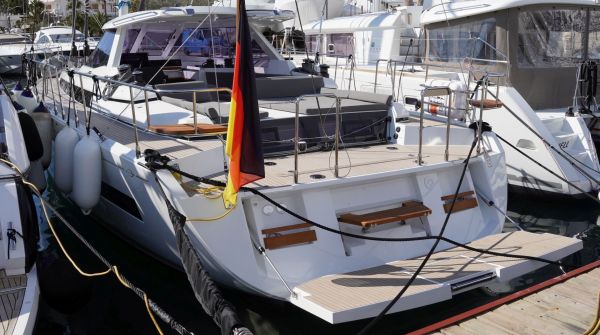 Gebrauchtboot AMEL 50 (2).jpg